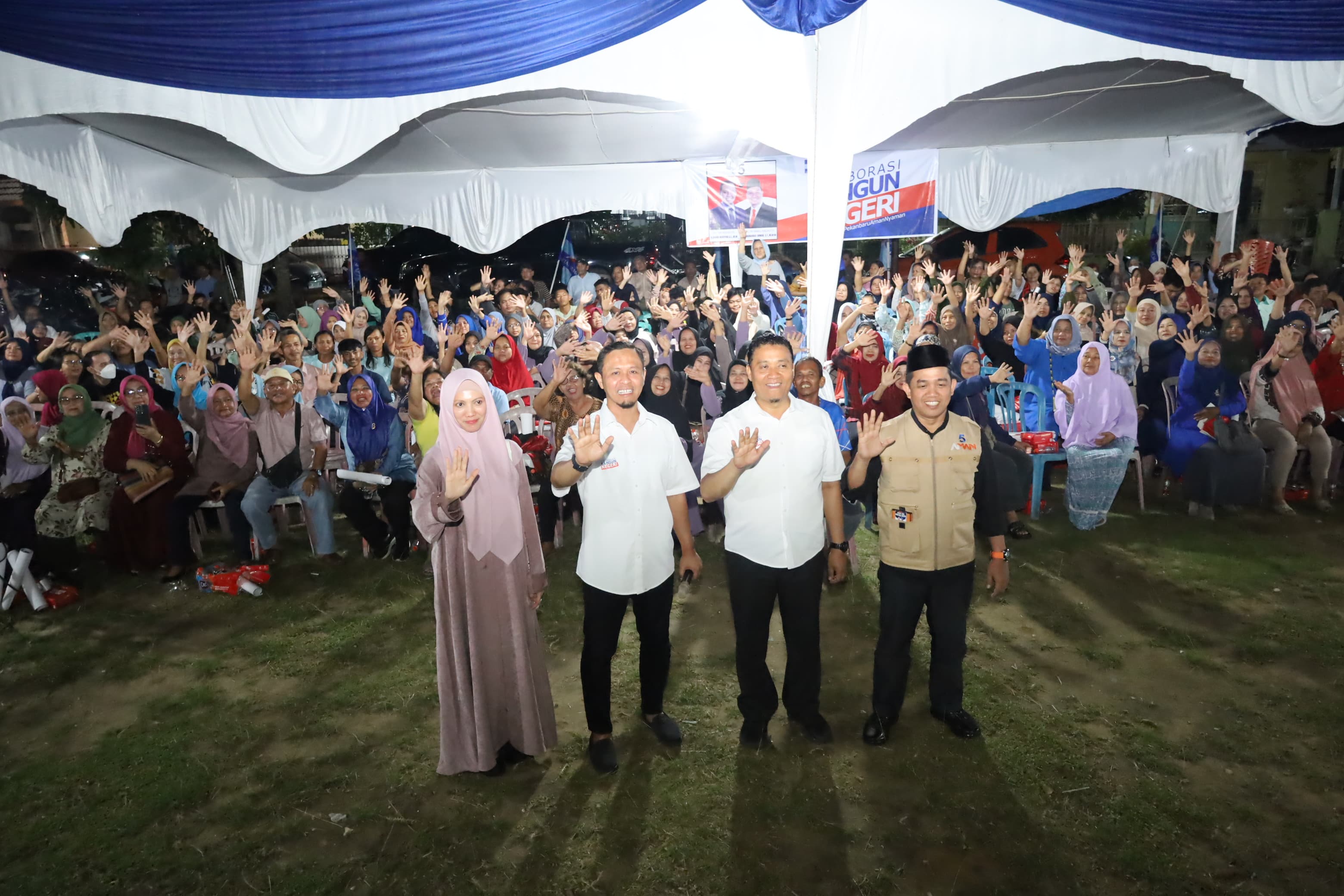 Seribuan Warga Sesaki Kampanye Pasangan AMAn di Kelurahan Delima