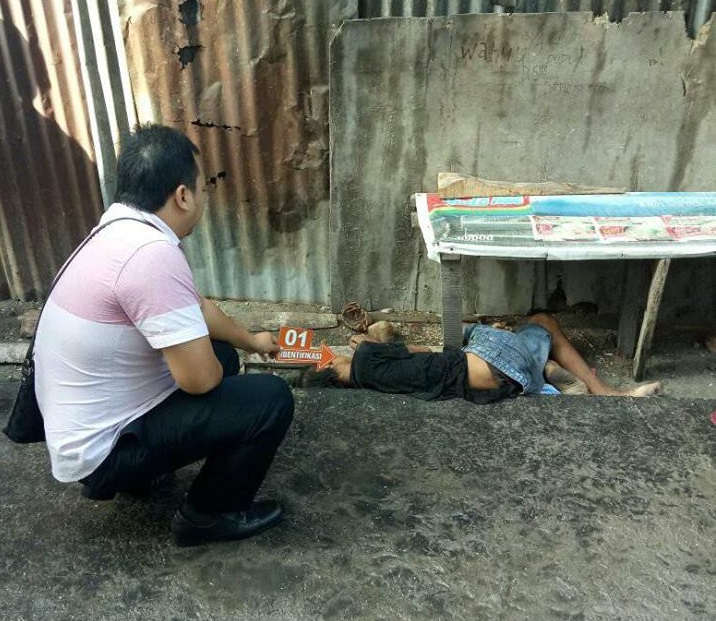 Pria Tanpa Identitas Ditemukan Tewas Didekat Dapur Warga Pekanbaru