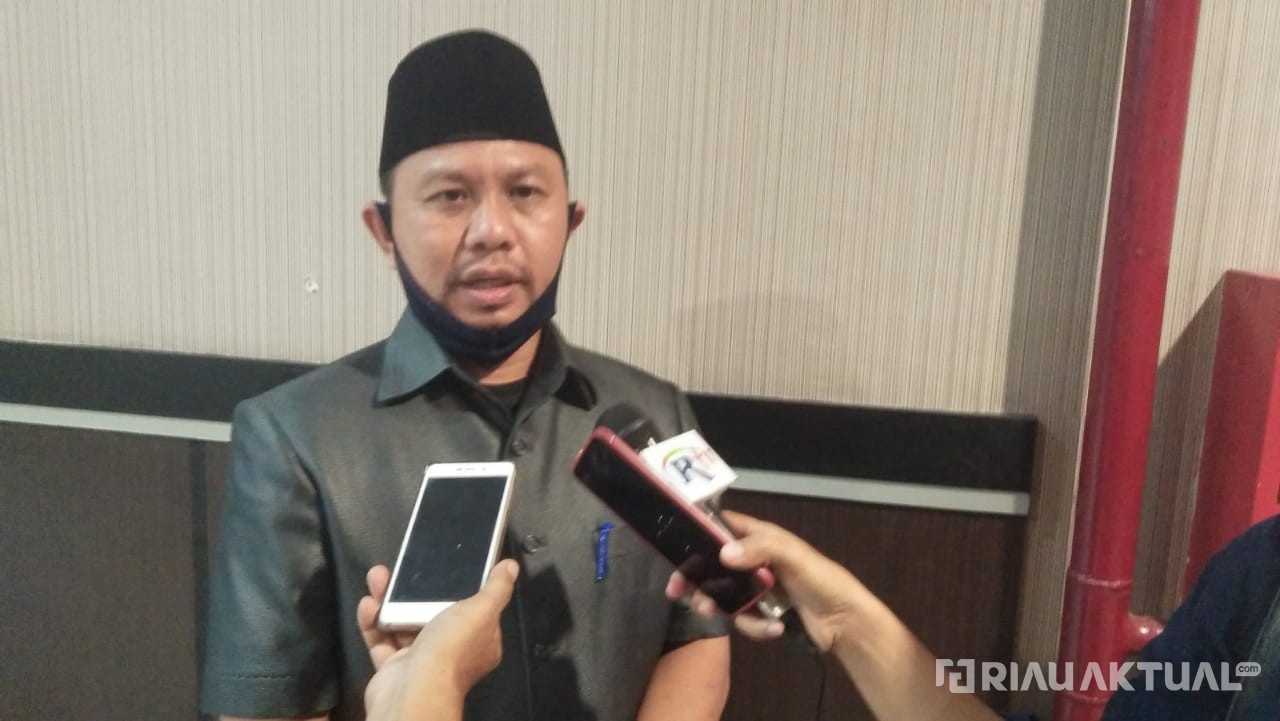 Tangani Masalah Banjir Pekanbaru, Komisi IV Anggarkan Pembelian Excavator Amphibi