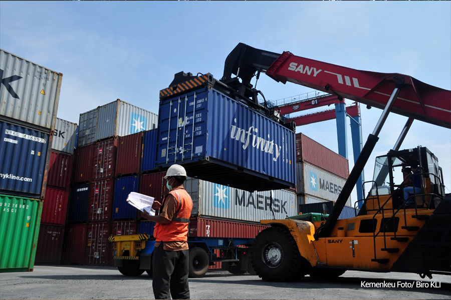 Ekspor Riau September 2025 Naik 11,80 Persen, Tembus USD 1,59 Miliar