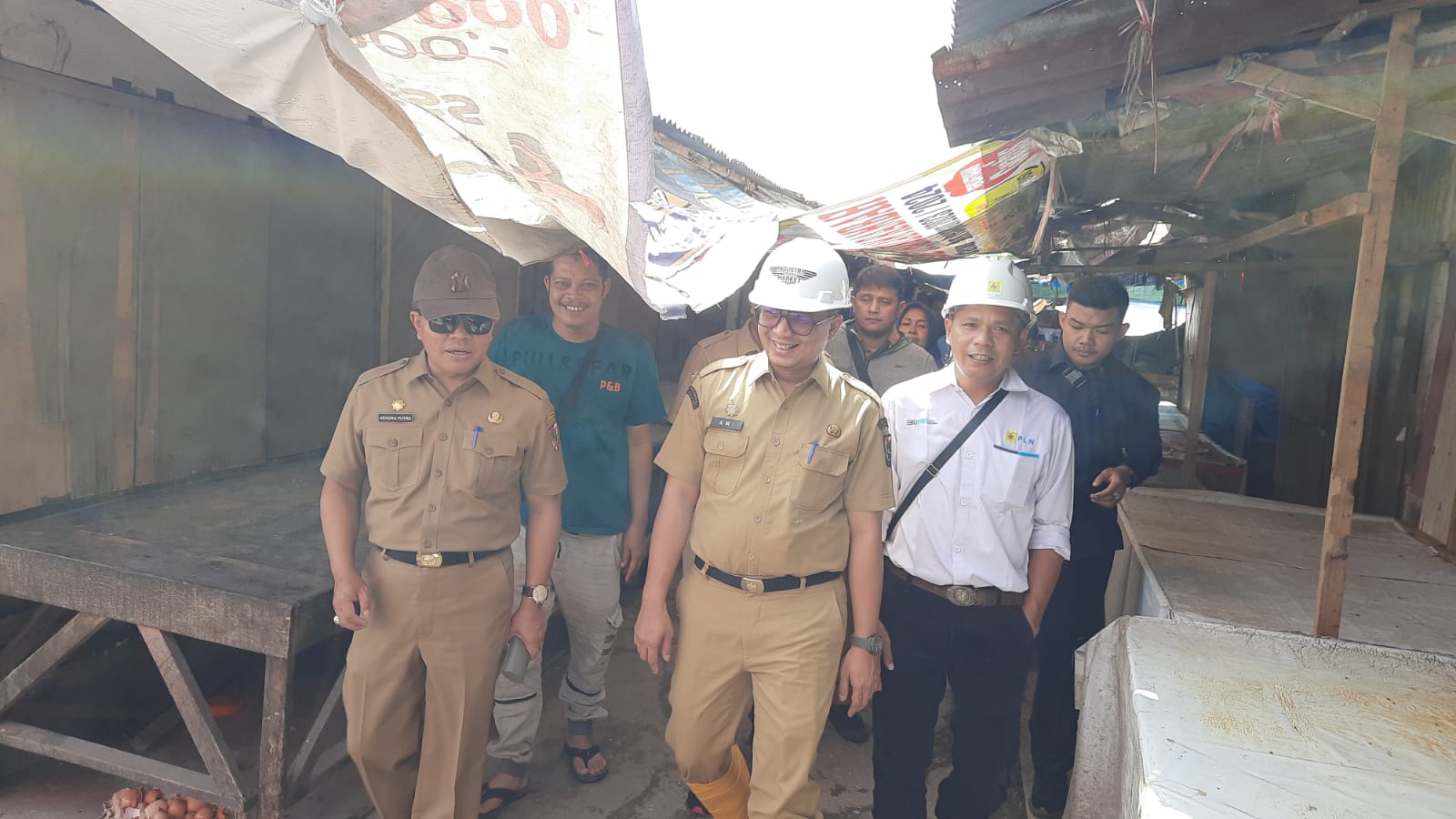 Pemasangan Listrik Pasar Cik Puan Ditargetkan Rampung Minggu ini