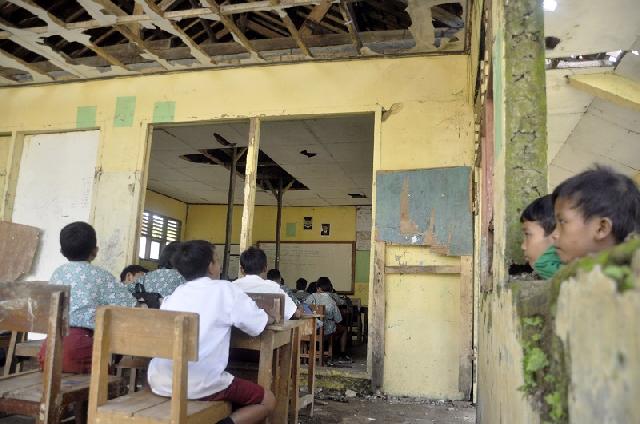 Gedung SDN 26 Anak Talang Inhu Tak Layak Pakai