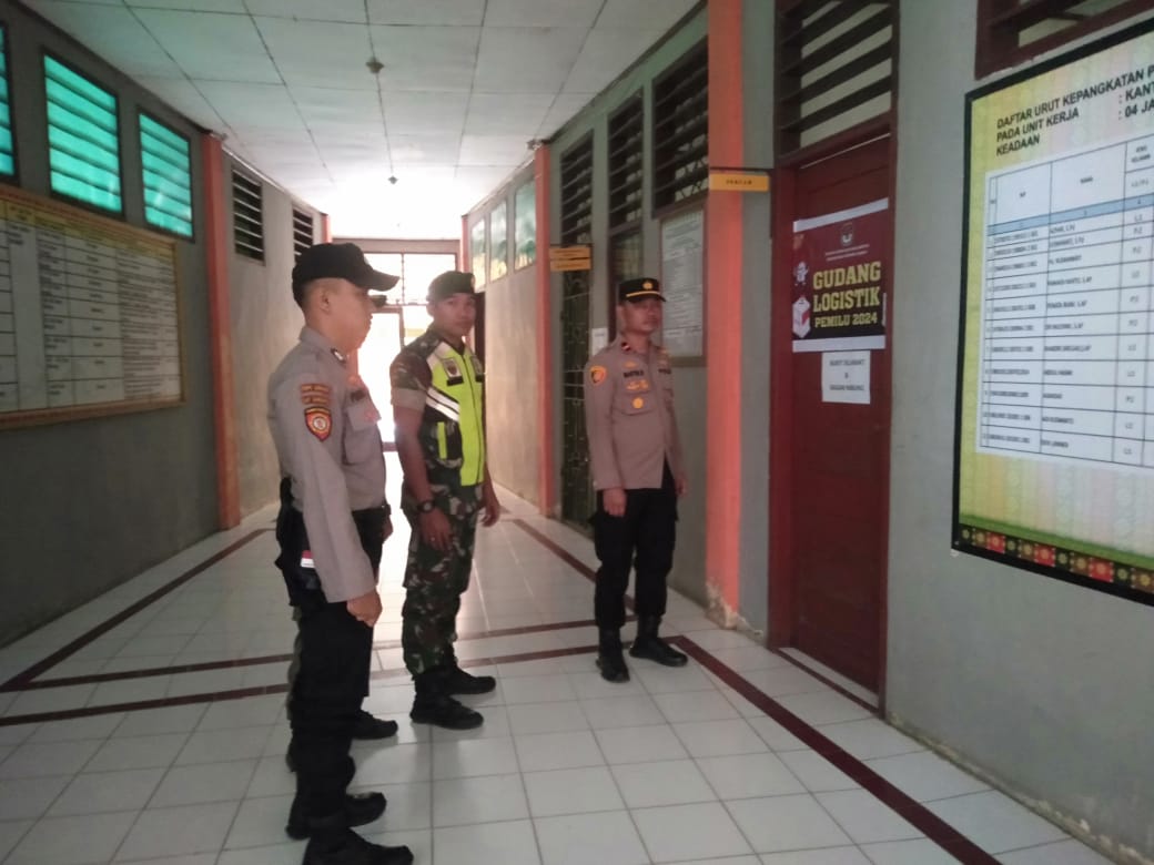Polsek Batu Hampar Awasi Gudang Penyimpanan Logistik di PPK