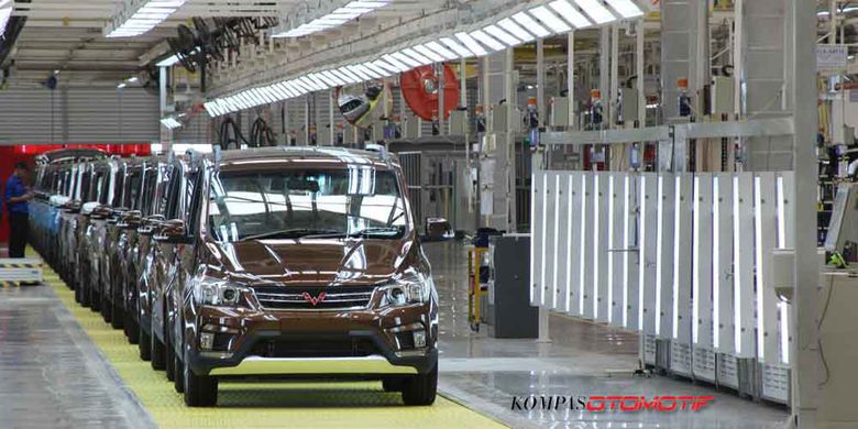 Estimasi Harga Pesaing Innova dari Wuling