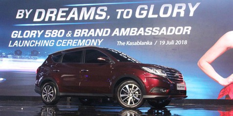 SUV 7-Orang Glory Resmi Luncur, Pantang Naik Harga