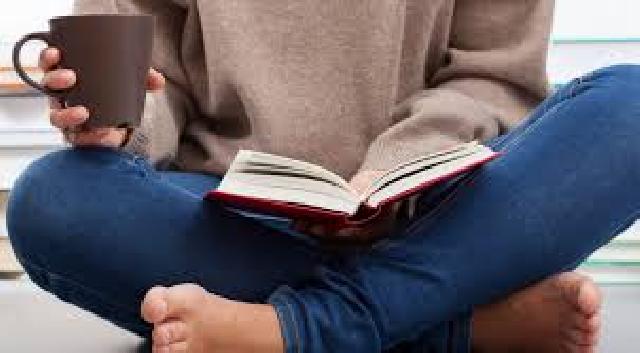 Tips agar tetap bisa baca buku baru saat kantong tipis