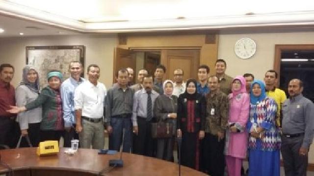 Pasar Modern tak Cukup dengan SIUP Saja