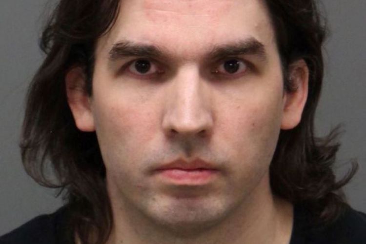 Pria Ini Tinggalkan Istri Malah Nikahi Putri Kandungnya