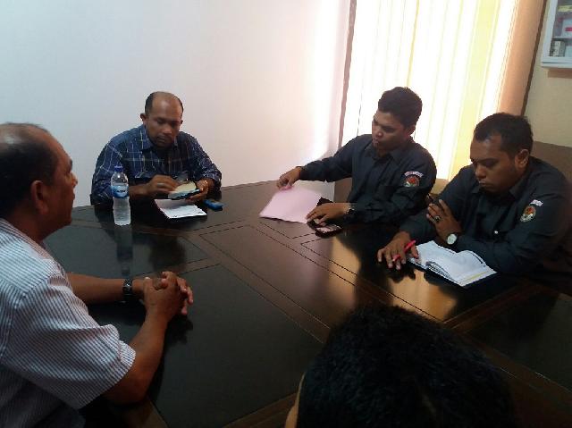 Tidak Terima Pembatalan Kelulusan, Puluhan Calon Panwascam Datangi Bawaslu Riau