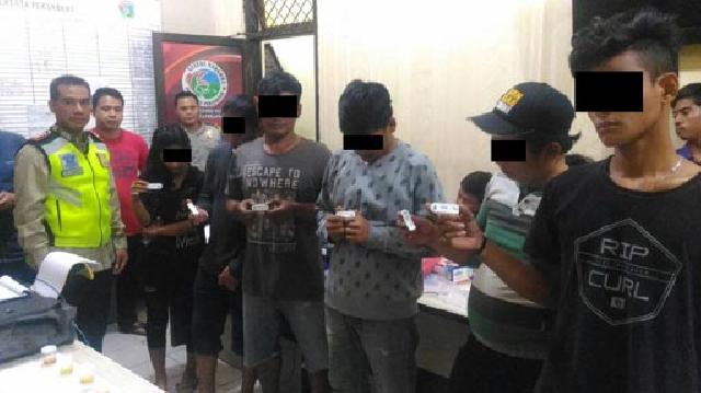 Positif Konsumsi Narkoba, 6 Tamu Hotel Holiday Pekanbaru Terjaring Razia