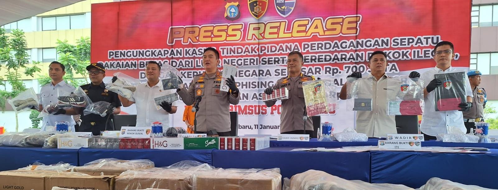 Polda Riau Bongkar Jaringan Penyelundupan Rokok Ilegal