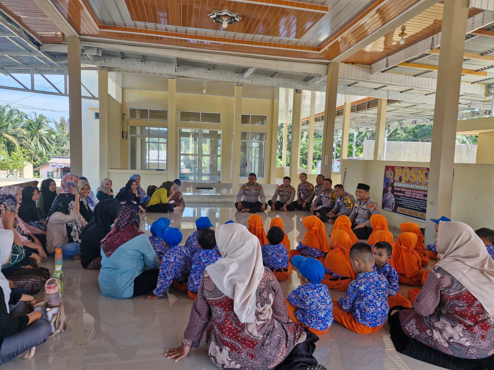 Kapolsek Rambahsamo Gelar Cooling System di TK Negeri Nurmawan, Ajak Warga Sukseskan Pilkada