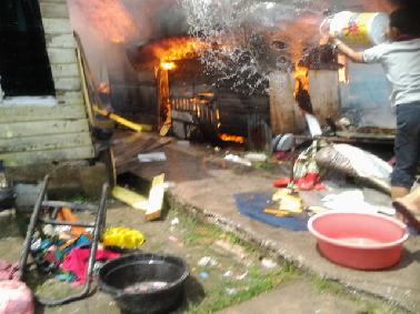 Duka Korban Kebakaran Kampung Dalam, Tak Ada Harta yang Bisa Diselamatkan