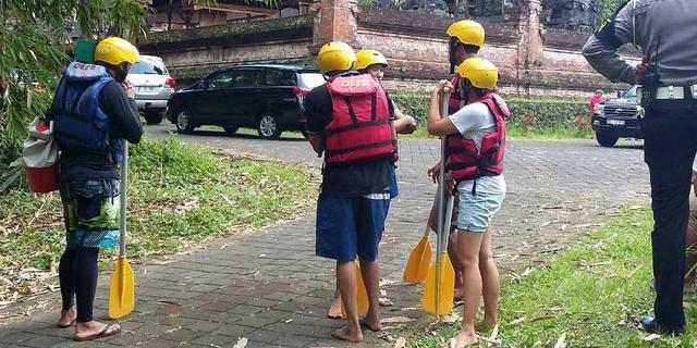 Obama rafting di Bali, sepanjang aliran sungai dijaga ketat