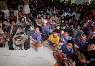 Warga AS di Indonesia 'Very Happy' Obama Menang