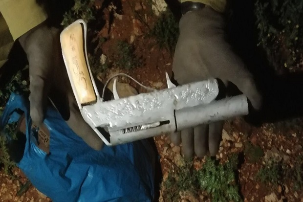 Pakai Pistol Buatan Sendiri, Pemuda Palestina Lawan Tentara Israel