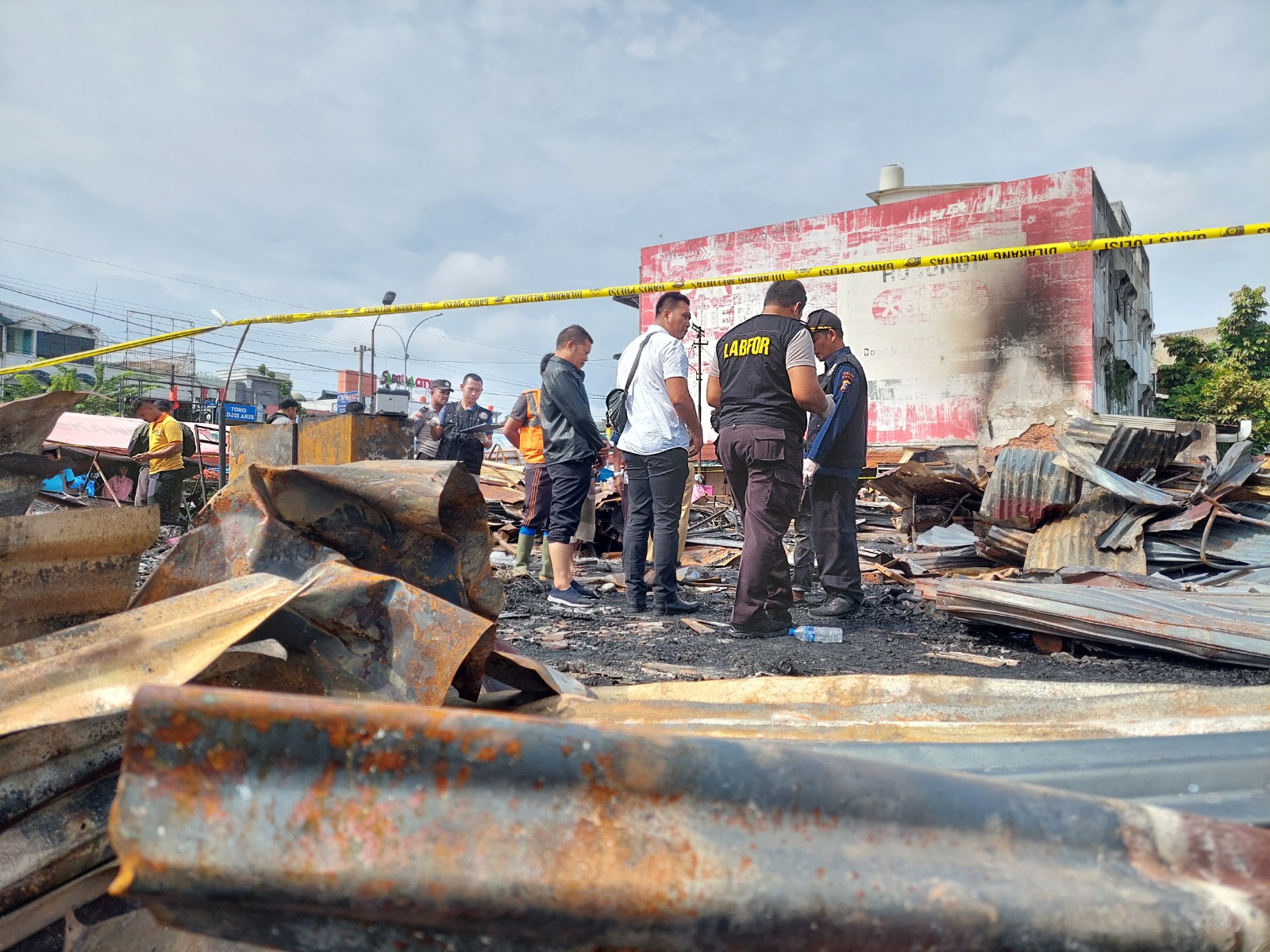 Kembali Dibangun, Pedagang Pasar Cik Puan Mengaku Senang Dapat Perhatian dari Pemerintah