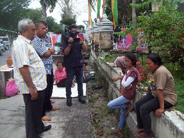 Komisi I DPRD Pekanbaru Temui PKL yang Berdagang di Depan Gedung