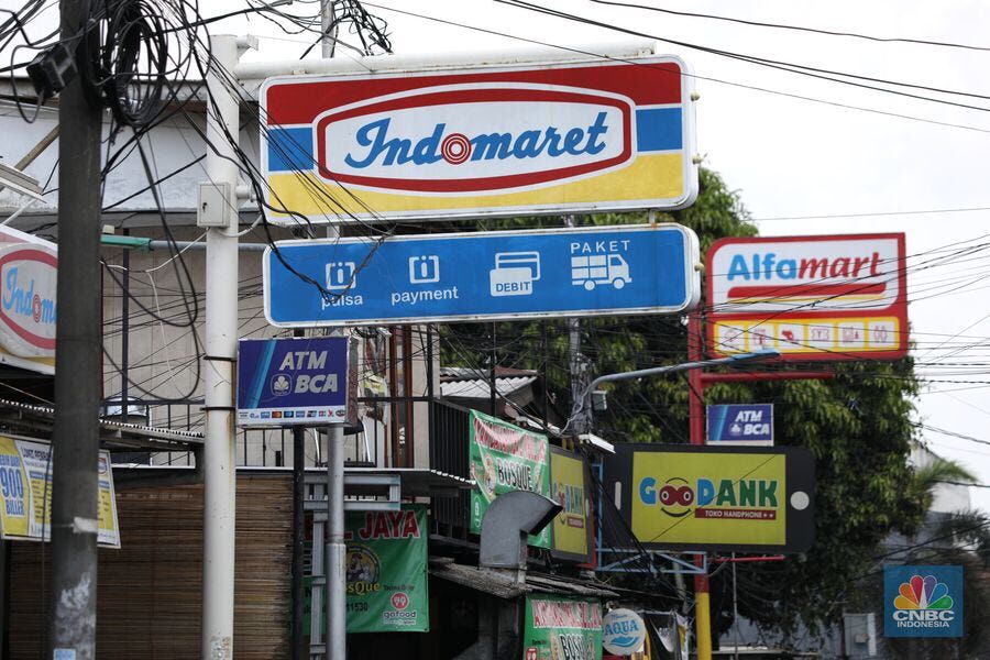 Ternyata Ini Alasan Banyak Indomaret dan Alfamart Berdekatan
