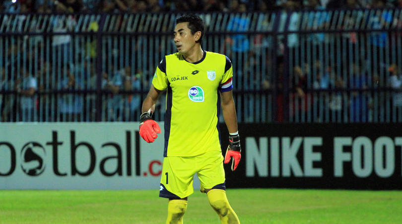 Profil dan 18 Tahun Perjalanan Kiper Persela Lamongan Choirul Huda: One Man Club!