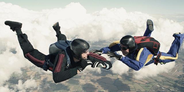 Fakta-fakta ini bakal hilangkan ketakutanmu untuk jajal skydive