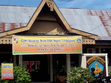 Banyak Kendala Saat UN, Pihak SMAN 7 Pekanbaru Tak Ingin Diliput Wartawan