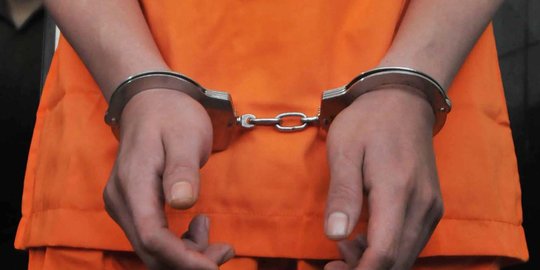 DURHAKA! karena Tak Diberi Uang Rp 200 Ribu, Pria Ini Pukuli Sang Ibu dan Bakar Rumah