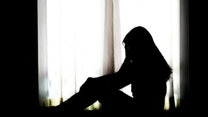 Duh! Siswi SMA Dicabuli Pacar Ibu Kandungnya