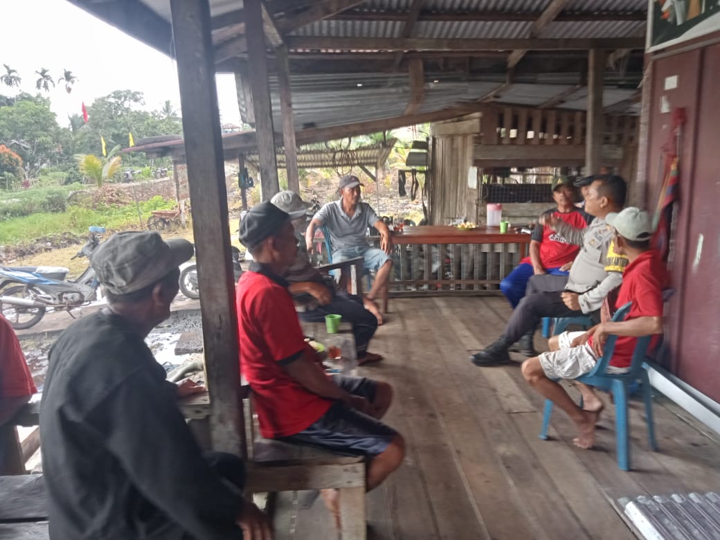 Sosialisasi Pemilu Damai 2024, Bripka Gultom Ajak Warga Desa Mayang Sari Jaga Kamtibmas