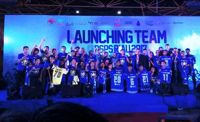 10 Logo Sponsor Terpajang Di Kostum PSPS Riau