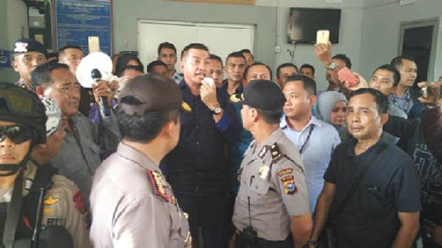 Disambut Seribuan Pendukung, Suparman Minta Didoakan Warga Rohul