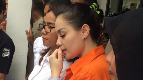 Viral Video Jennifer Dunn Mohon-Mohon kepada 