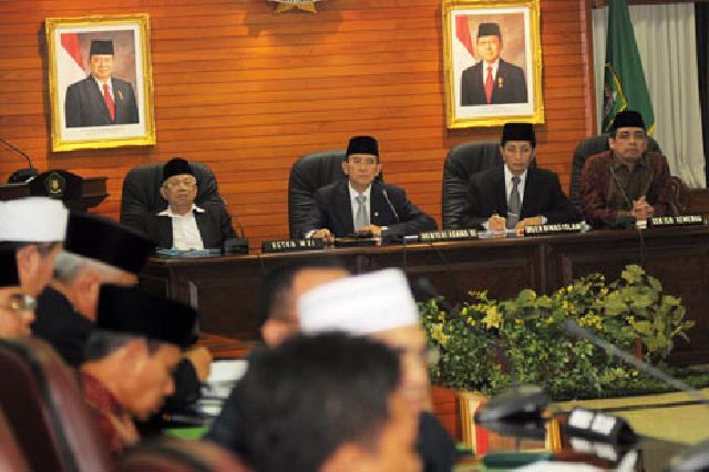 Pemerintah Tetapkan awal Ramadan 1433 H pada hari Sabtu, 21 Juli 2012. 