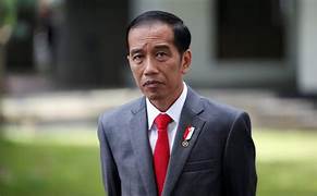 Jokowi berikan Insentif 15 Juta kepada Dokter tanganin Covid-19