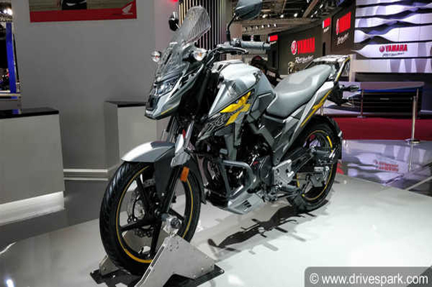 Honda X-Blade Resmi Meluncur di Auto Expo 2018