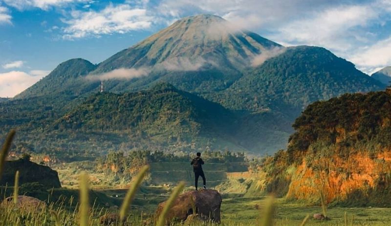 Heboh Jadi Tempat Mesum Bule Rusia, Intip Keindahan Gunung Batur
