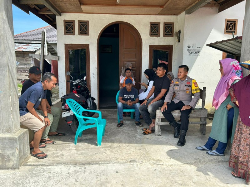 Polsek Tambang Wujudkan Suasana Sejuk Pasca Pilkada 2024 di Desa Sungai Pinang