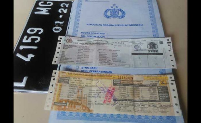 Mobil Tak Dilengkapi STNK, Harga Jualnya Jatuh Berapa?