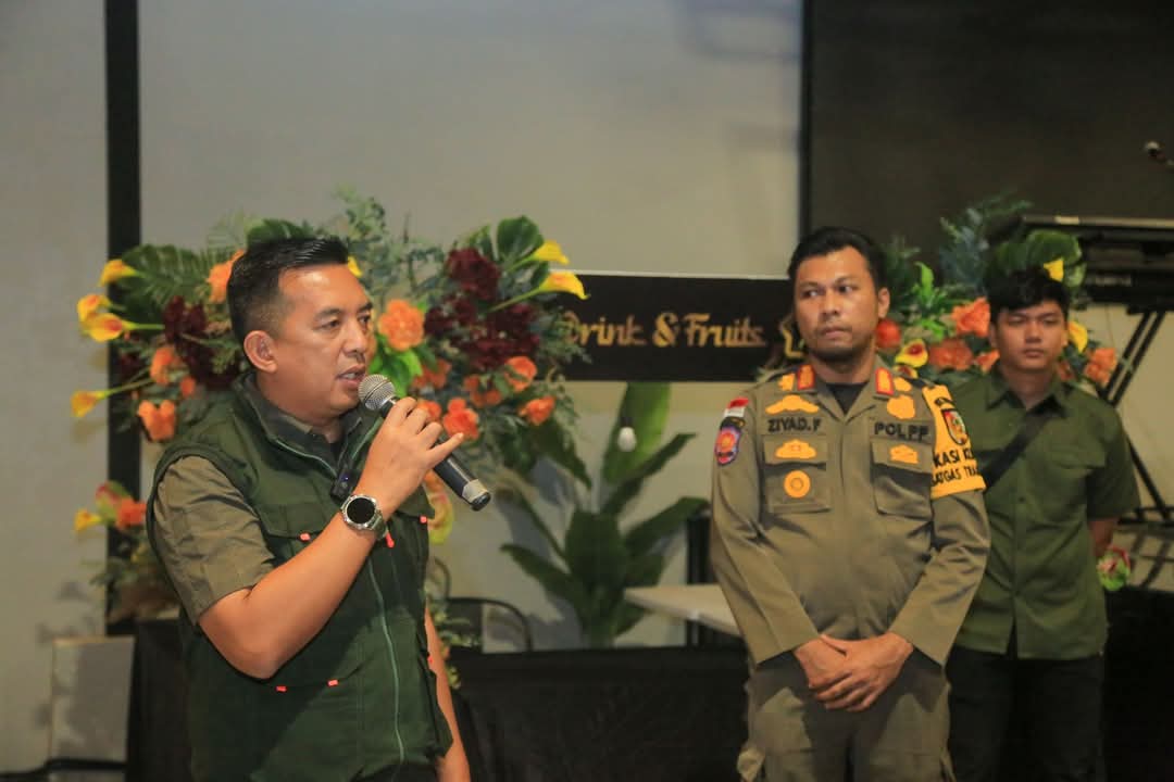 Segera Ditertibkan, Pemilik Tiang Reklame Ilegal di Pekanbaru Diminta Bongkar Sendiri