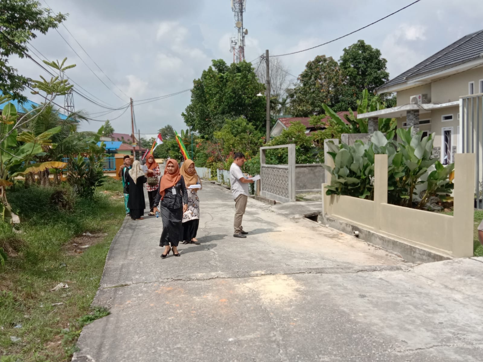 Kompak! Pemuda di Pekanbaru Jadi Pelopor Kebersihan Lingkungan