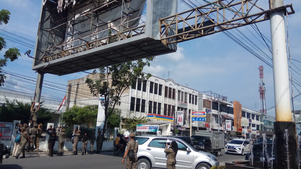 Dilarang, 9 Bando di Kota Pekanbaru Disegel Satpol PP