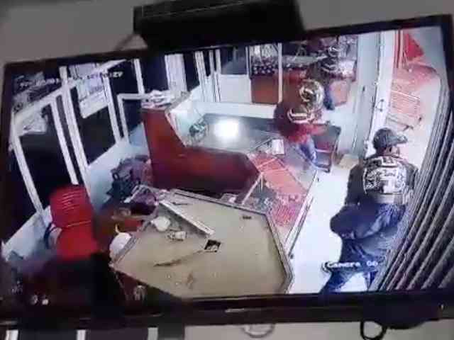 Polisi Buru Perampok Toko Emas 2 Kg, Kapolda Jambi: Tembak di Tempat!