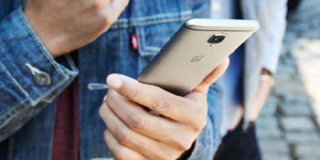 4 Smartphone Android Terbaik Dengan Harga Separo iPhone 7