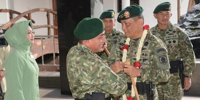 Besok Letjen Edy Rahmayadi serahkan tongkat komando Pangkostrad ke Agus Kriswanto