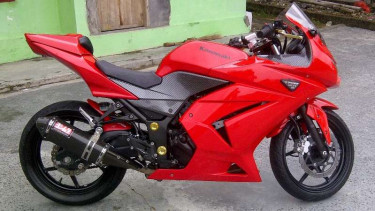 Berebut Pasar Motor Sport 250cc, Siapa Paling Laku