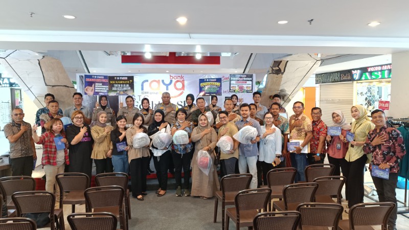 Ditlantas Polda Riau Edukasi Pengunjung STC Pekanbaru untuk Sukseskan Pilkada 2024