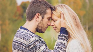 Anda Percaya Cinta pada Pandangan Pertama? Ini Faktanya Menurut Hasil Penelitian