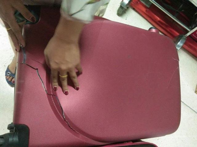 Lion Air Delay, Barang Bawaan Penumpang Diacak-acak