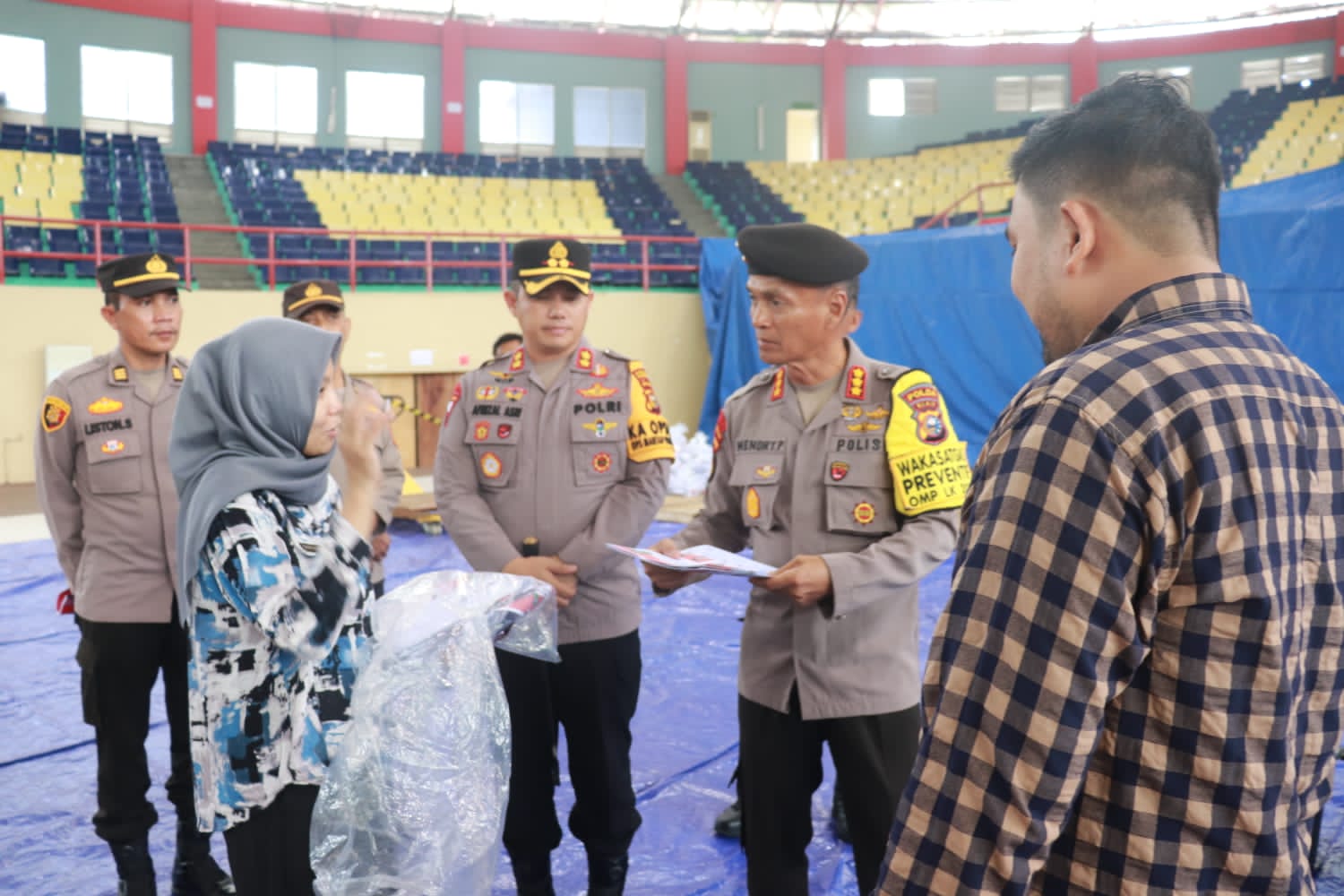 Kapolres Pelalawan dan Pamatwil Pastikan Keamanan Gudang Logistik