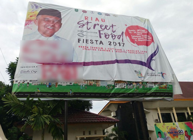 Baleho Gubri Kembali Dicoret Dengan Bahasa tak Pantas